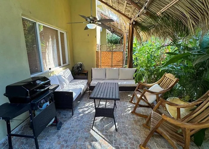 El Gordos Tropical Oasis W Pool & Near 7 Beaches